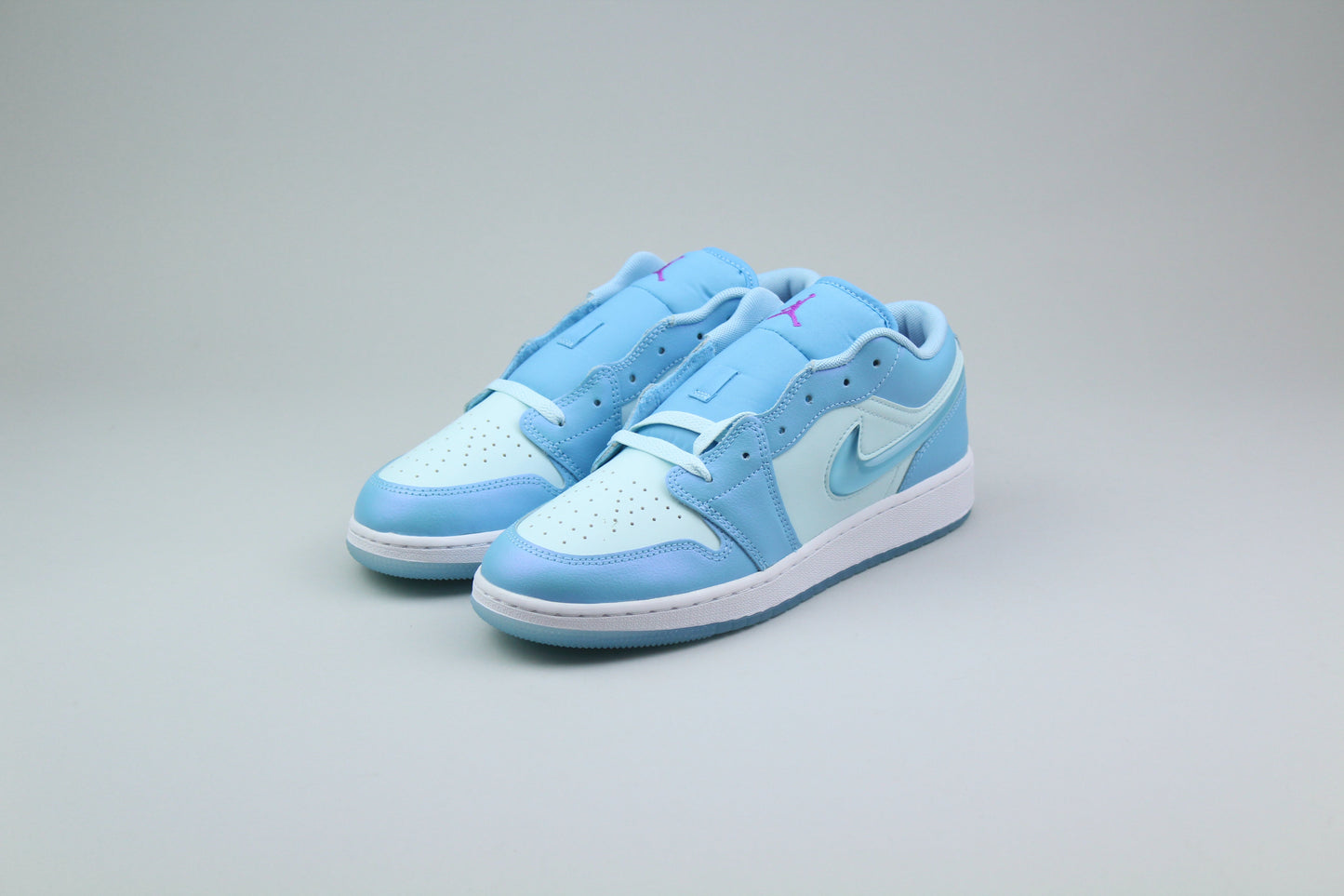 Air Jordan 1 Low SE 'Aquarius Blue' (GS) - Aquarius Blue - image 6