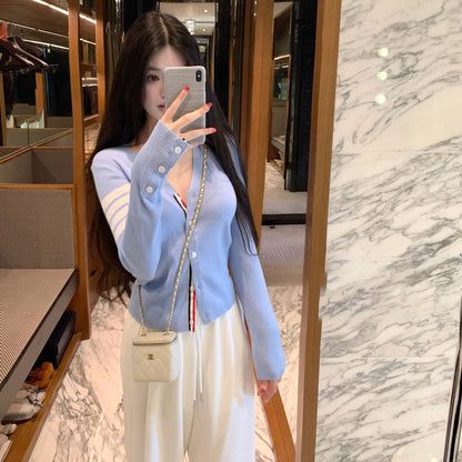 V-neck knitted cardigan（复制） THOM TREND