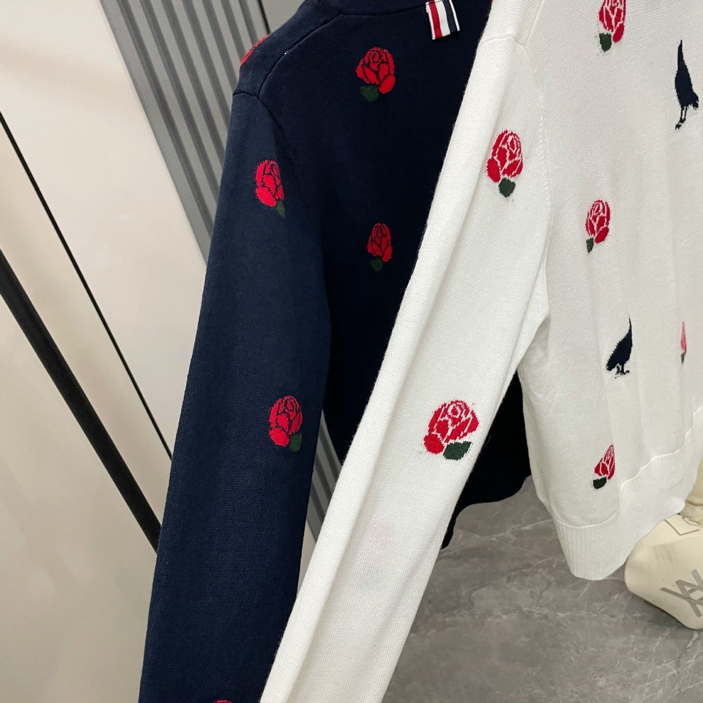 2025SS  Rose and Bird Jacquard Cardigan THOM TREND