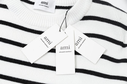 AMI Paris Essential Unisex T-Shirt - Premium Cotton Tee
