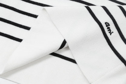 AMI Paris Essential Unisex T-Shirt - Premium Cotton Tee