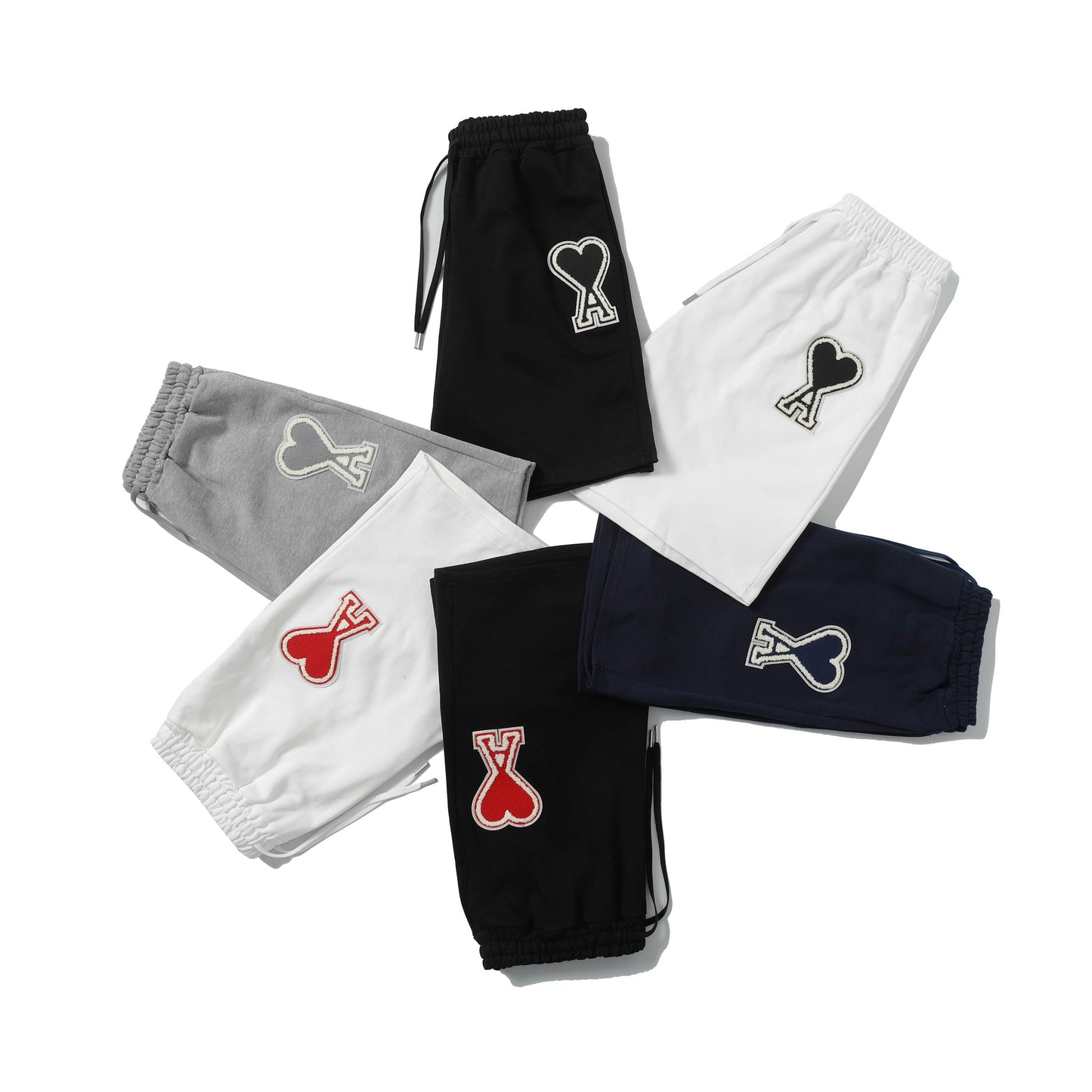 AMI PARIS Heart Logo Casual Shorts