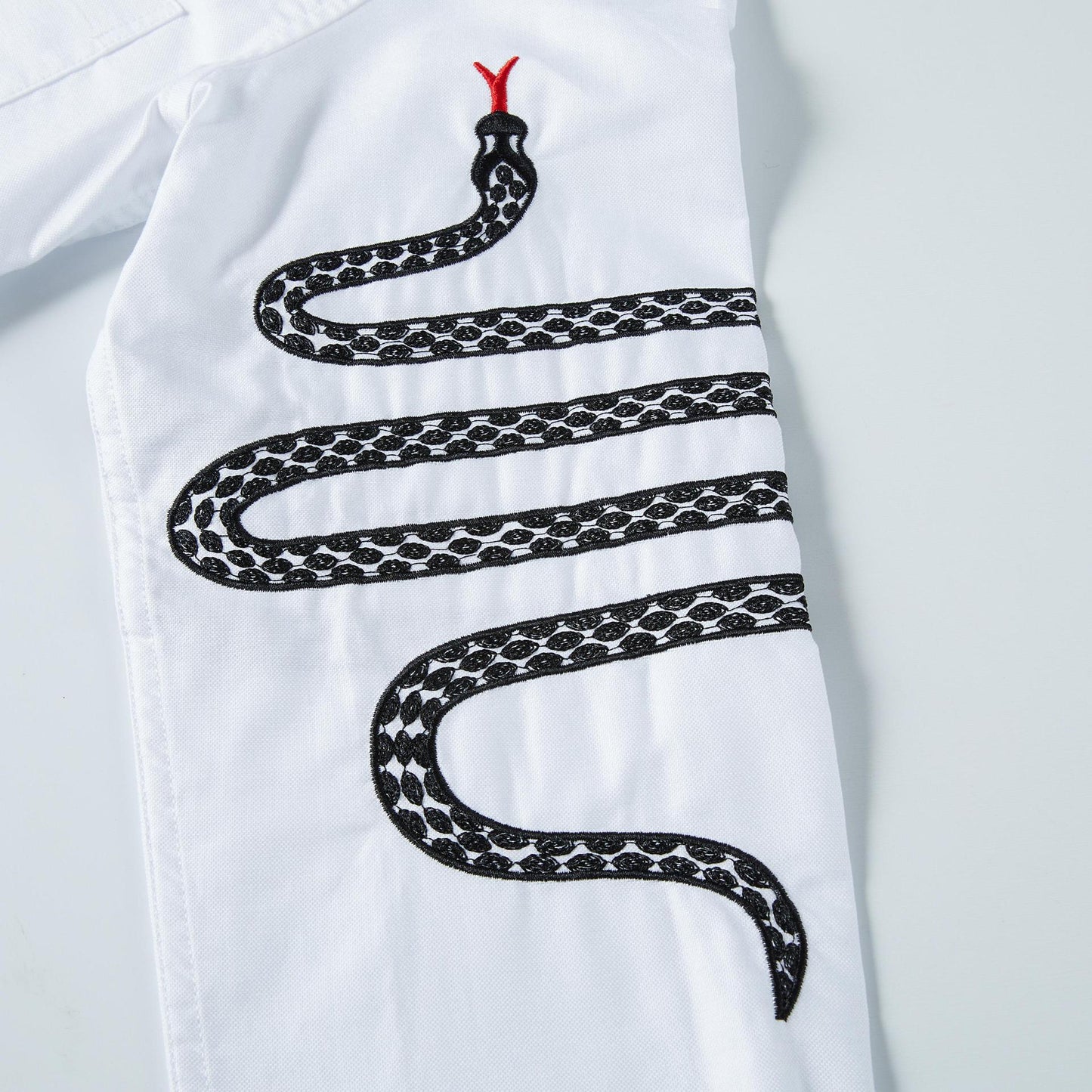 Year of the Snake Shirts（副本） THOM TREND