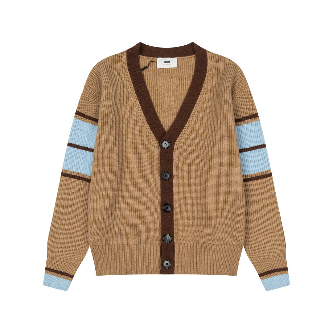 AMI PARIS Classic V-Neck Knit Sweater