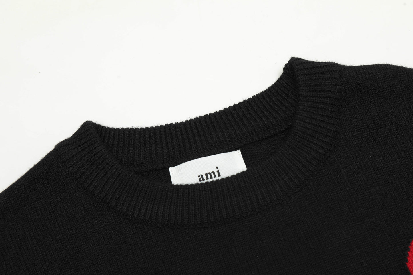 Unisex Heart-Shaped Sweater THOM TREND