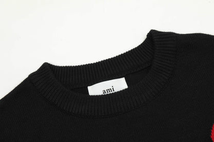 Unisex Heart-Shaped Sweater THOM TREND