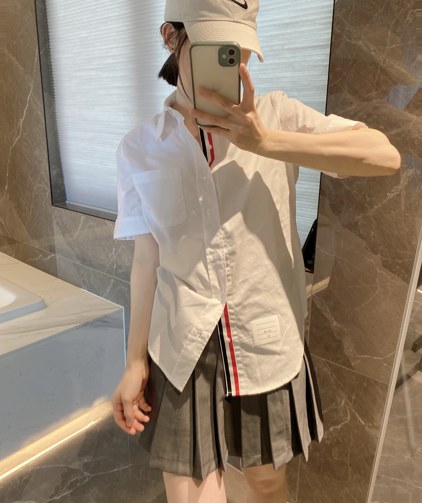 Puppy embroidered short sleeves（复制） THOM TREND