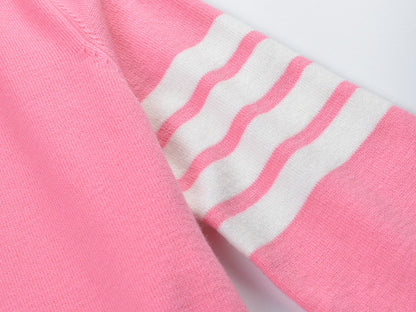 V-neck knitted cardigan（复制） THOM TREND