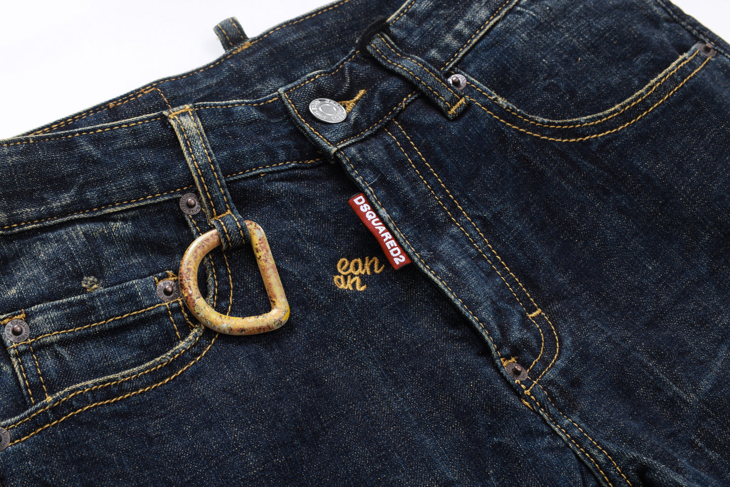 New-DSQ2 Ripped Jeans