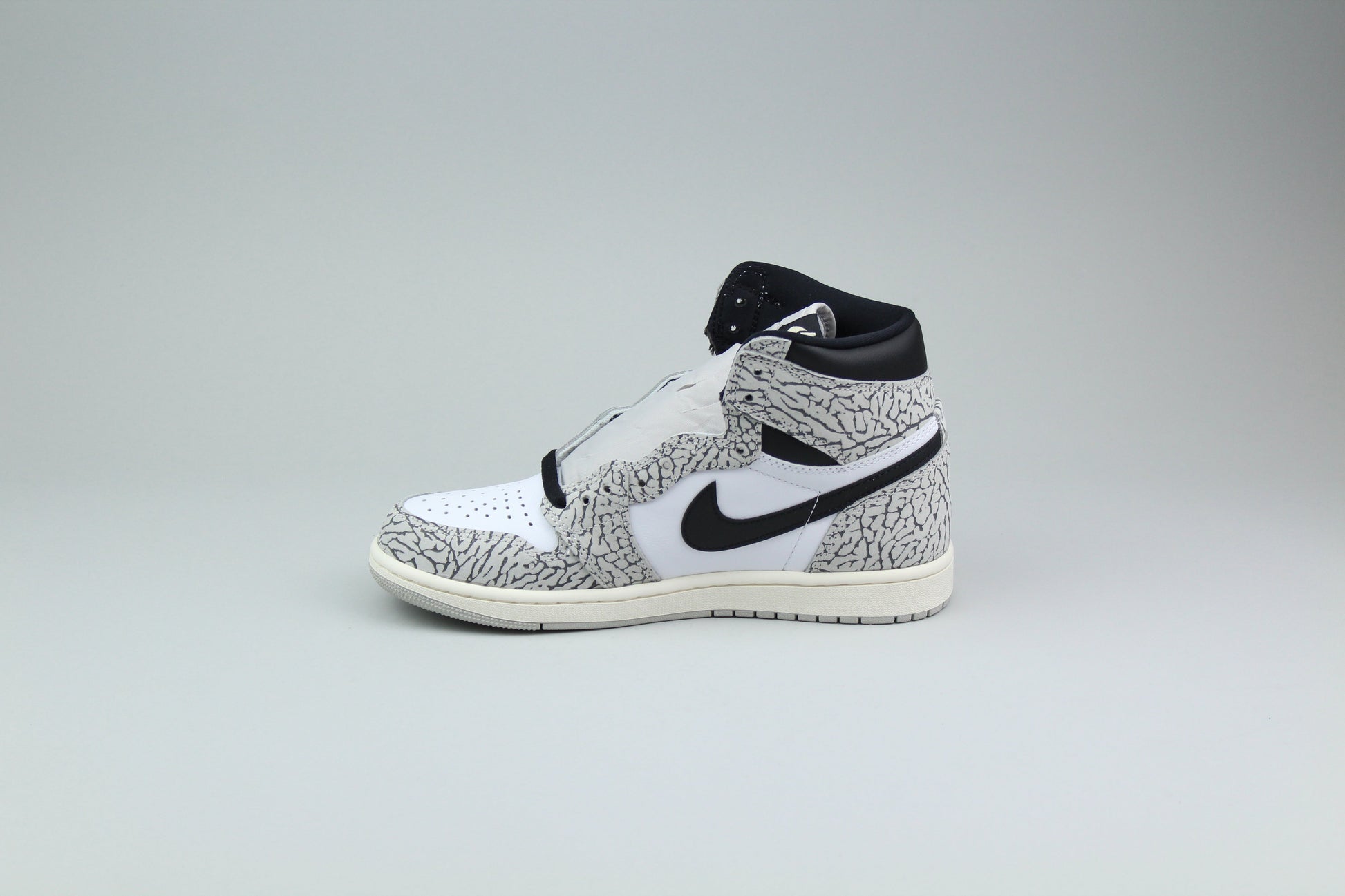Air Jordan 1 High Retro OG 'White Cement' - White Cement - image 4