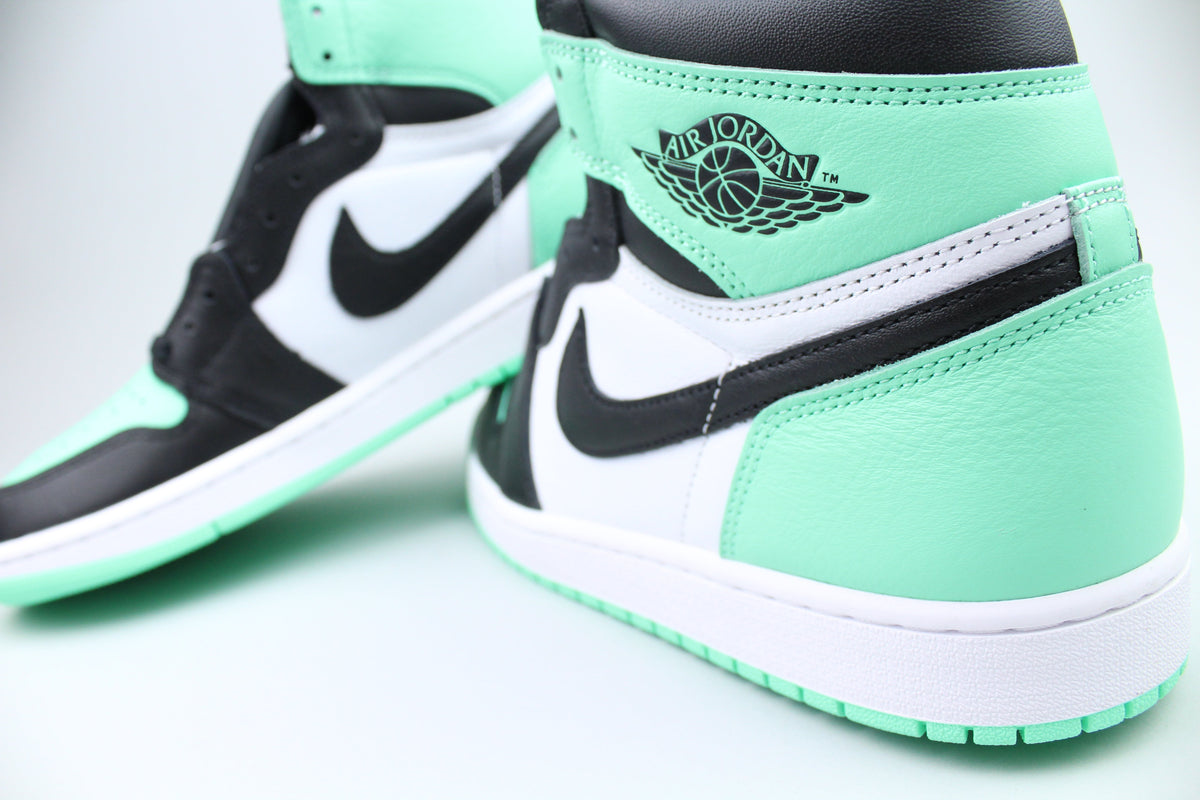Jordan 1 Retro High OG 'Green Glow' - Green Glow - image 2
