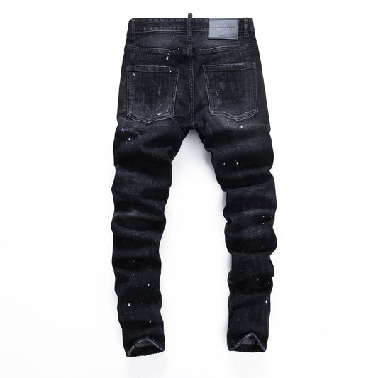 DSQ2 Maple leaf Hole Badge Jeans