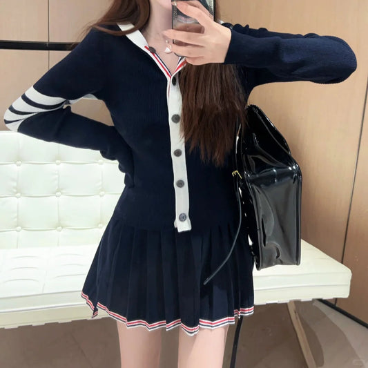 Hooded contrast cardigan and skirt set THOM TREND